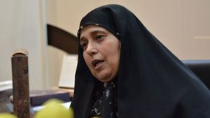 خانم سلحشوری چادر حرمت دارد؛ لطفا صداقت داشته باشید