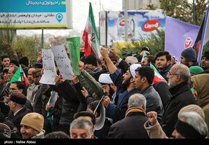 راهپیمایی باشکوه مردم ‌کرج علیه ‌اغتشاشگران