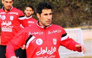 مصدوم نمی‌شدم به پیراهن آرسنال دست پیدا می‌کردم/ در لیگ چهاردهم به استقلال خیانت شد و روزی افشا می‌کنم