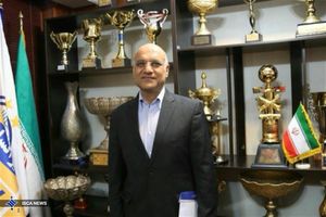 فتحی: اهدای جام به پرسپولیس بی‌تدبیری بود