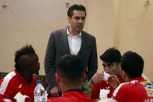 با احترام اسم پرسپولیس قهرمان را بیاورید