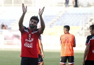 جنگ پرسپولیس و الغرافه بر سر طارمی