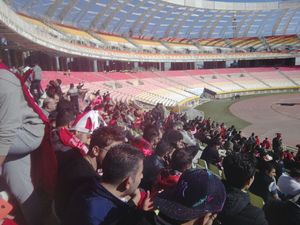 عکس/ هوادارن پرسپولیس در ورزشگاه نقش جهان