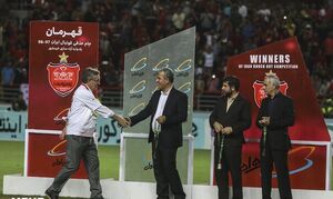 وزیر ورزش معادلات پرسپولیس را برهم زد