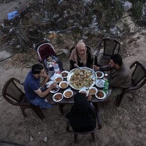 افطار دیدنی یک خانواده فلسطینی +تصاویر