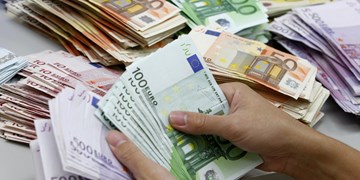 نحوه فعالیت صرافان در بازار متشکل ارزی بررسی شد