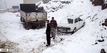 ترافیک روان در جاده‌ها/انسداد ۹ محور در ۱۰ استان