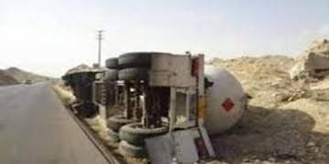 واژگونی خودروی سواری ۱۰ مصدوم برجای گذاشت