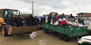 اهدای ۴۰۰۰ سری لوازم خانگی به مردم سیل‌زده گلستان توسط ستاد اجرایی فرمان امام(ره)