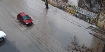 شدت بارش باران در غرب و جنوب غرب تهران/ آماده‌باش کامل برای رفع آبگرفتگی‌های احتمالی