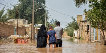 حضور ۱۶۸ ماشین آلات سنگین برای کمک به مردم خوزستان/توزیع کنسرو، آب معدنی، غذای گرم و اقلام بهداشتی