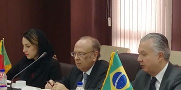 بازدید سفرای کشورهای پرتغال و برزیل از دانشکده زبان‌ها و ادبیات خارجی