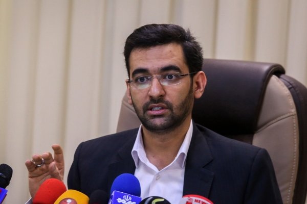 وزیر ارتباطات خبر داد؛ ارائه گزارش تخلف شرکت نرم افزاری به پلیس/ عودت مبالغ کلاهبرداری