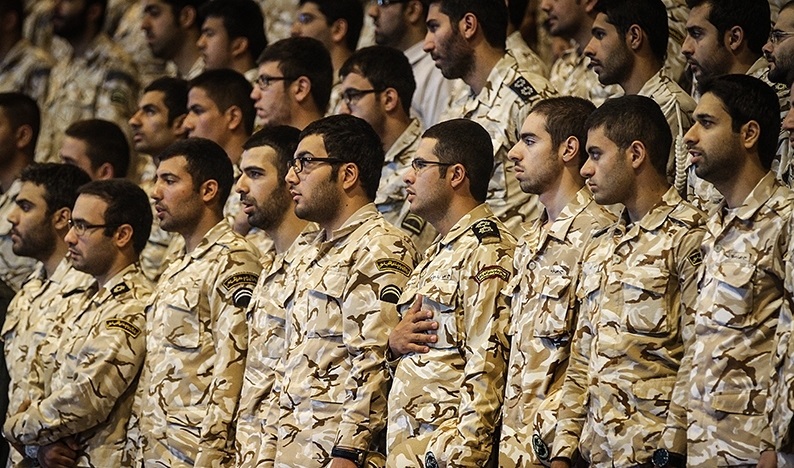 سربازانِ دارای مدرک فوق دیپلم و لیسانس وارد بازار کار می شوند