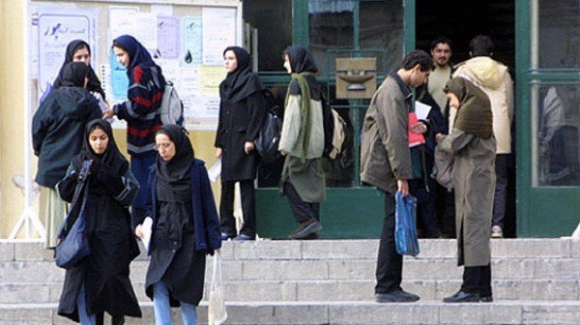 دختران تحصیل کرده بیکار ۳ برابر پسران هستند