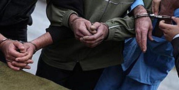 شاکی در تماسی از خارج از کشور: 5 سارق را در منزلم می بینم