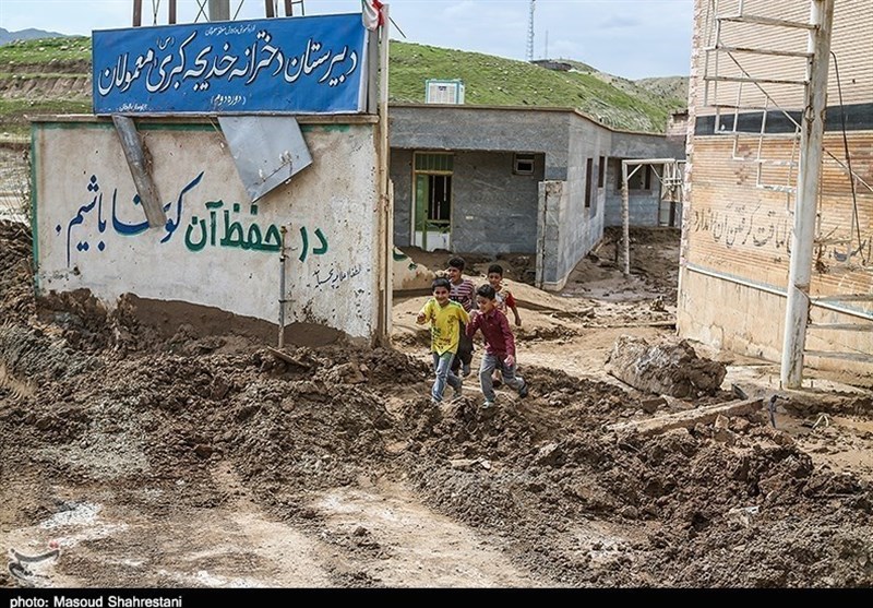 اتمام بازسازی تمام مدارس آسیب دیده در مناطق سیل زده تا مهر ۹۹