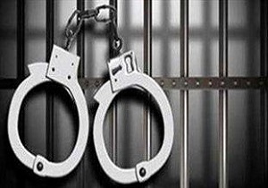 سرقت اموال مسافران از چادرهایشان با استفاده از تیغ موکت بری