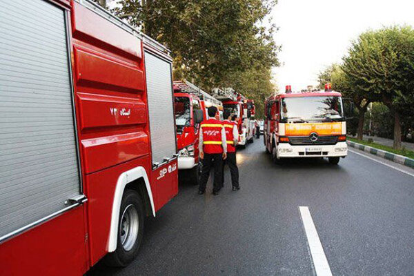 معلم مسجدسلیمانی در اعتراض به عوامل شهرداری خودسوزی کرد