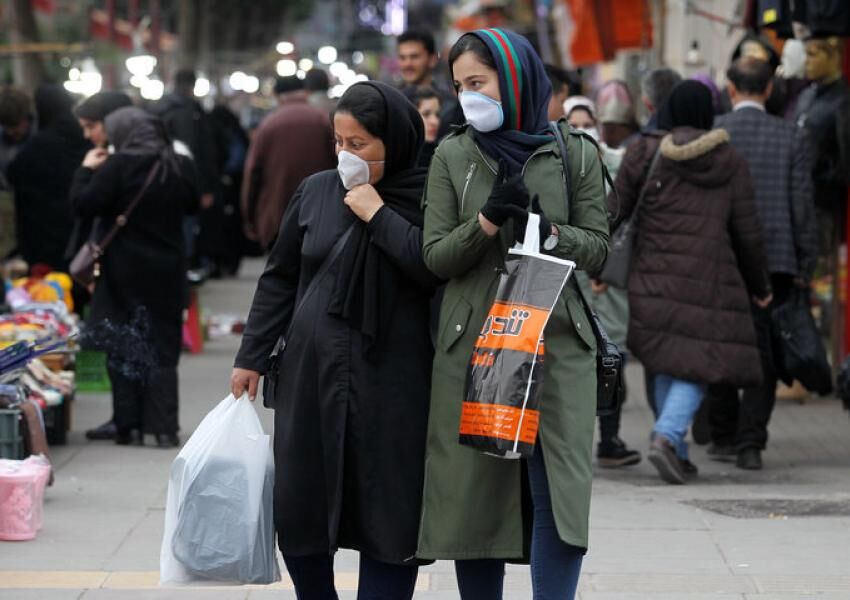 ایران اولین کشوری است که موج دوم کرونا را تجربه می‌کند