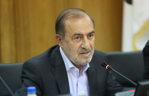 الویری بار دیگر رییس شورای عالی استان‌ها شد/ یک رای باطله به چمران داده شده است