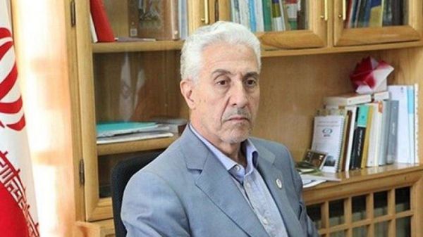 رییس دانشگاه نباید برای گروه‌ها و جریان‌های سیاسی نقش ایفا کند/ چرا بر سر دانشجویان خودمان می‌زنیم؟