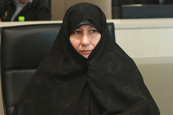 هیچ مانع شرعی برای اشتغال زنان وجود ندارد/ برخی از علما و بزرگان دین بر سر این مساله اختلاف نظر دارند/ در شاخص‌های ارزش گذاری بین زنان و مردان هیچ تفاوتی وجود ندارد